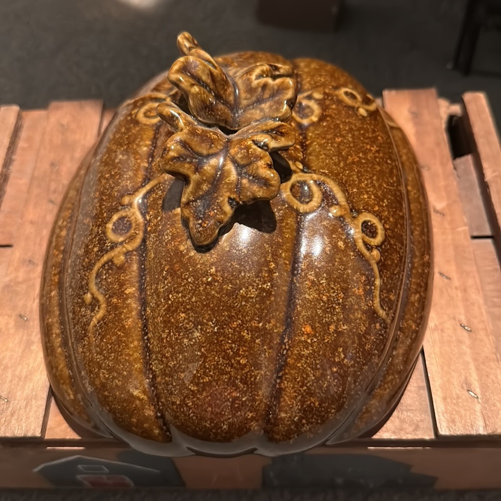 Ceramic Pumpkin Server - Picture 8 of 12